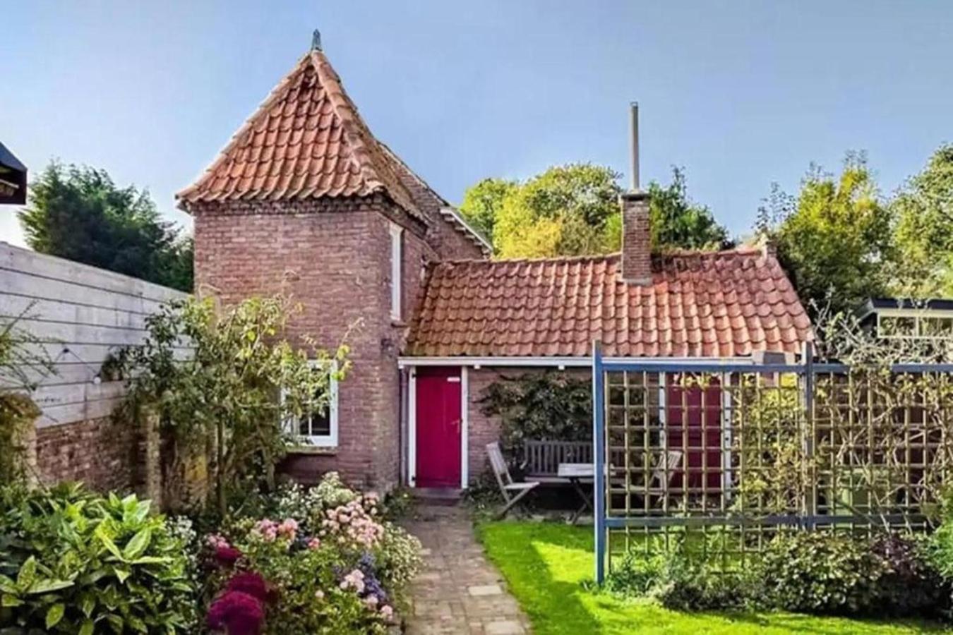 Rustic Retreat: Fireplace, Bbq, + Forest Access Burgh-Haamstede Zewnętrze zdjęcie
